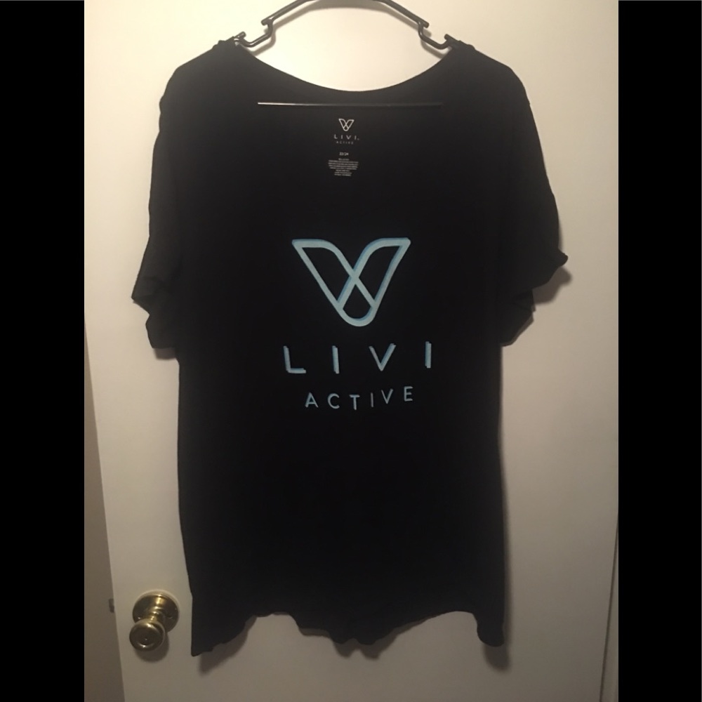 Livi active tee